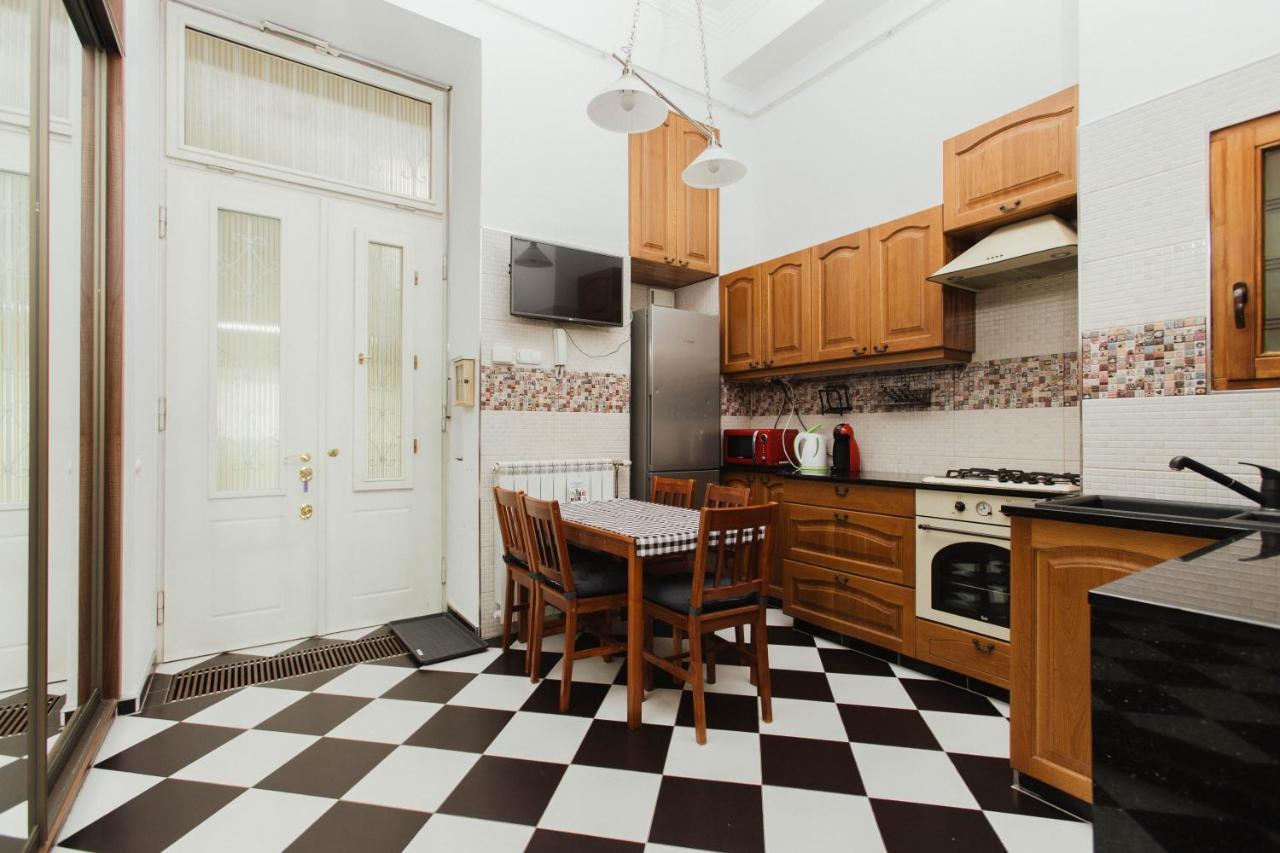 Grand Boulvard Apartment Budapest Eksteriør billede
